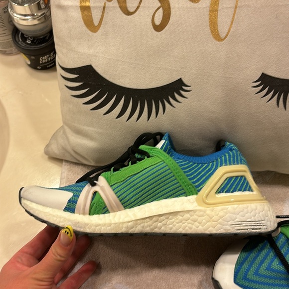 Adidas Stella McCartney kicks - Picture 7 of 15
